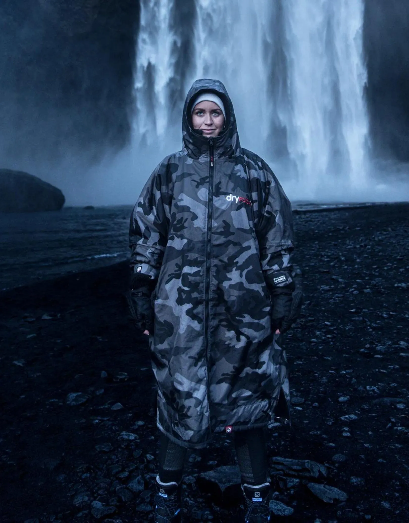 Advance Long Sleeve Adult Robe - Black Camouflage