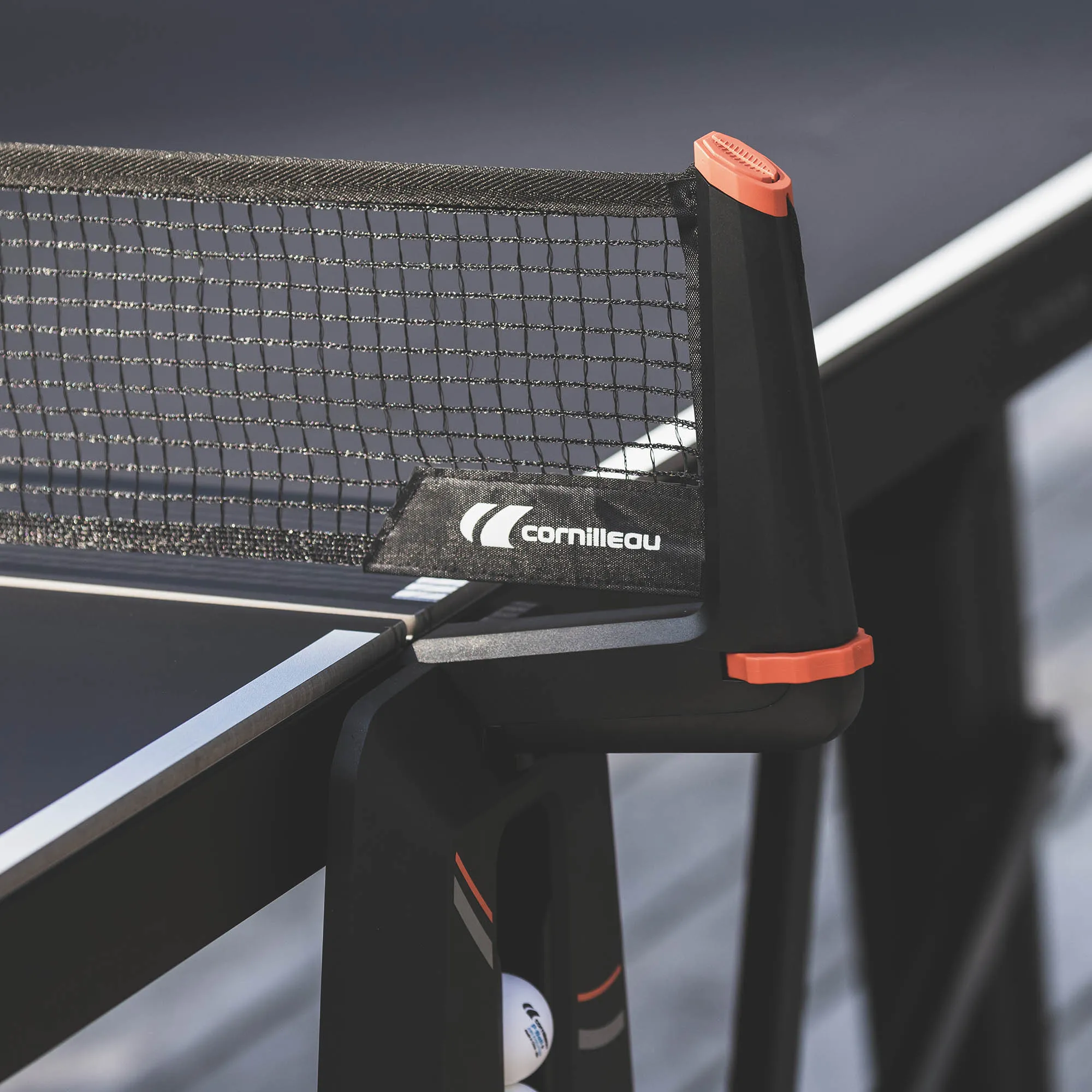 Cornilleau Performance 700X Rollaway Outdoor Table Tennis Table