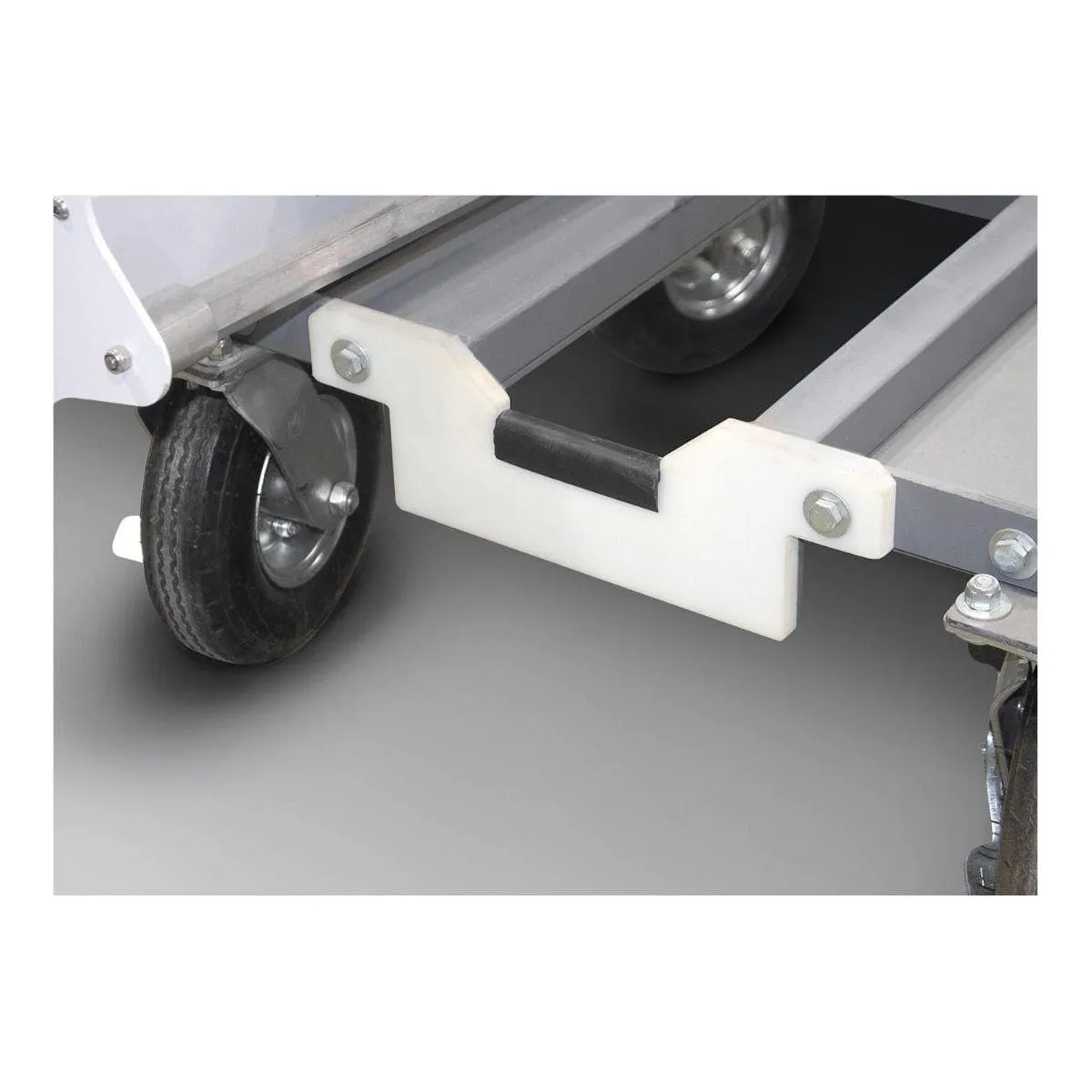 Gill AGX Pole Vault Standard Carts 73315020