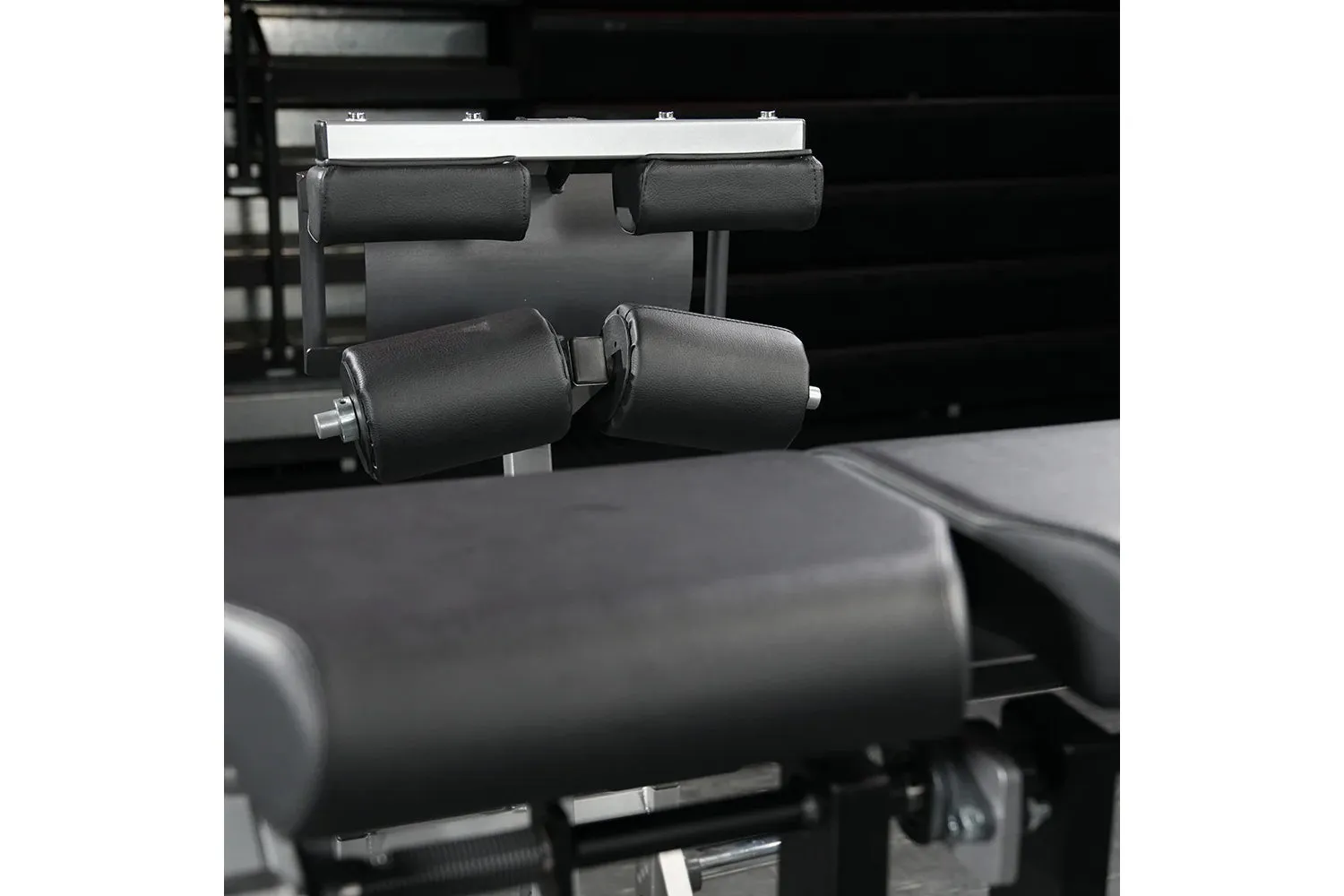 Hammer Strength Glute-Ham Reverse Hyper Combo Bench Machine