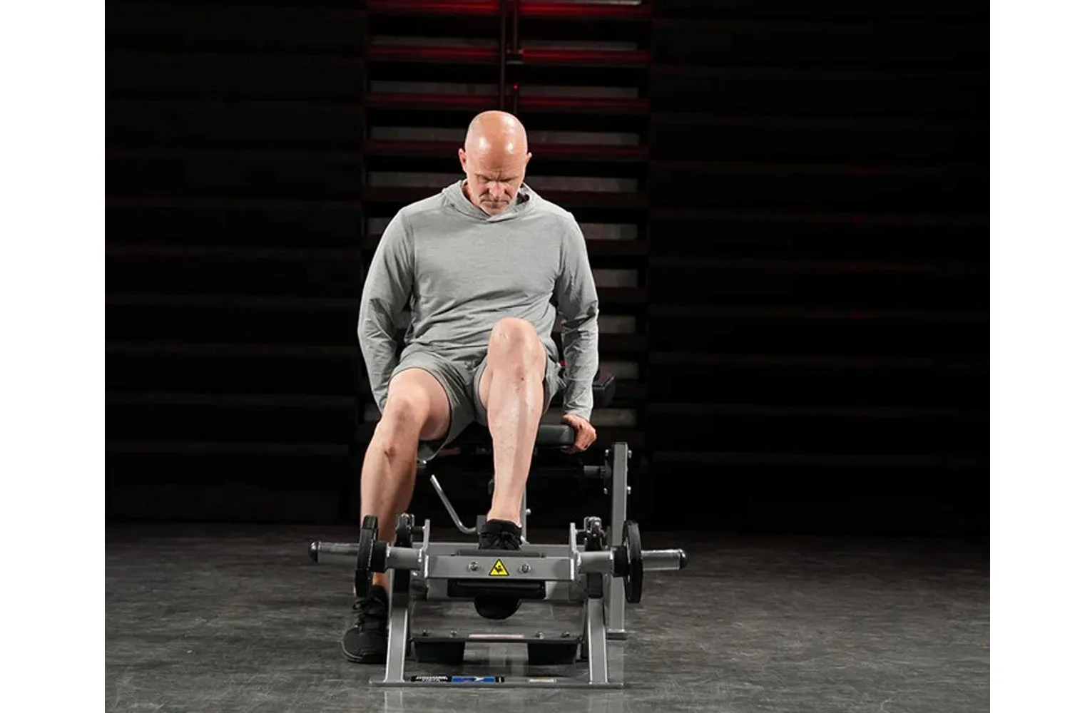 Hammer Strength Plate-Loaded Tibia Dorsi Flexion Bench Machine
