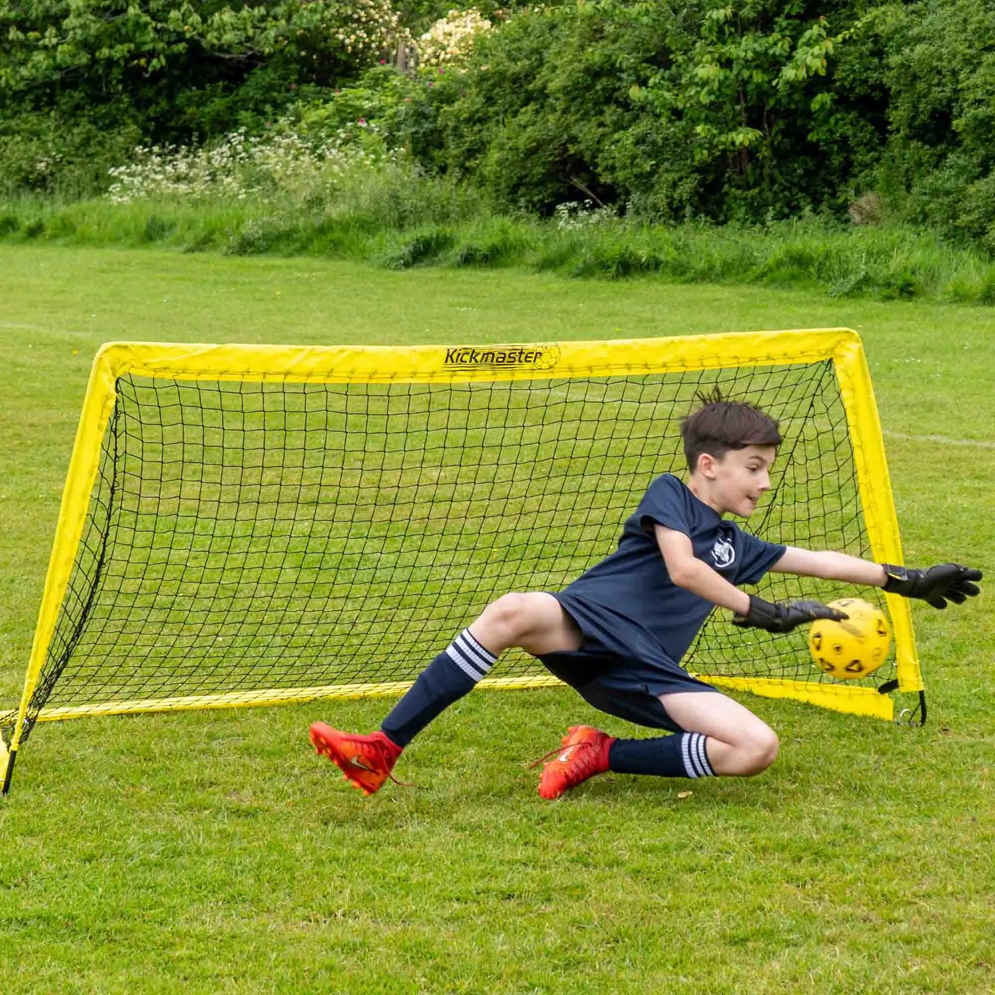 Kickmaster Fibreglass Flexi Football Goal