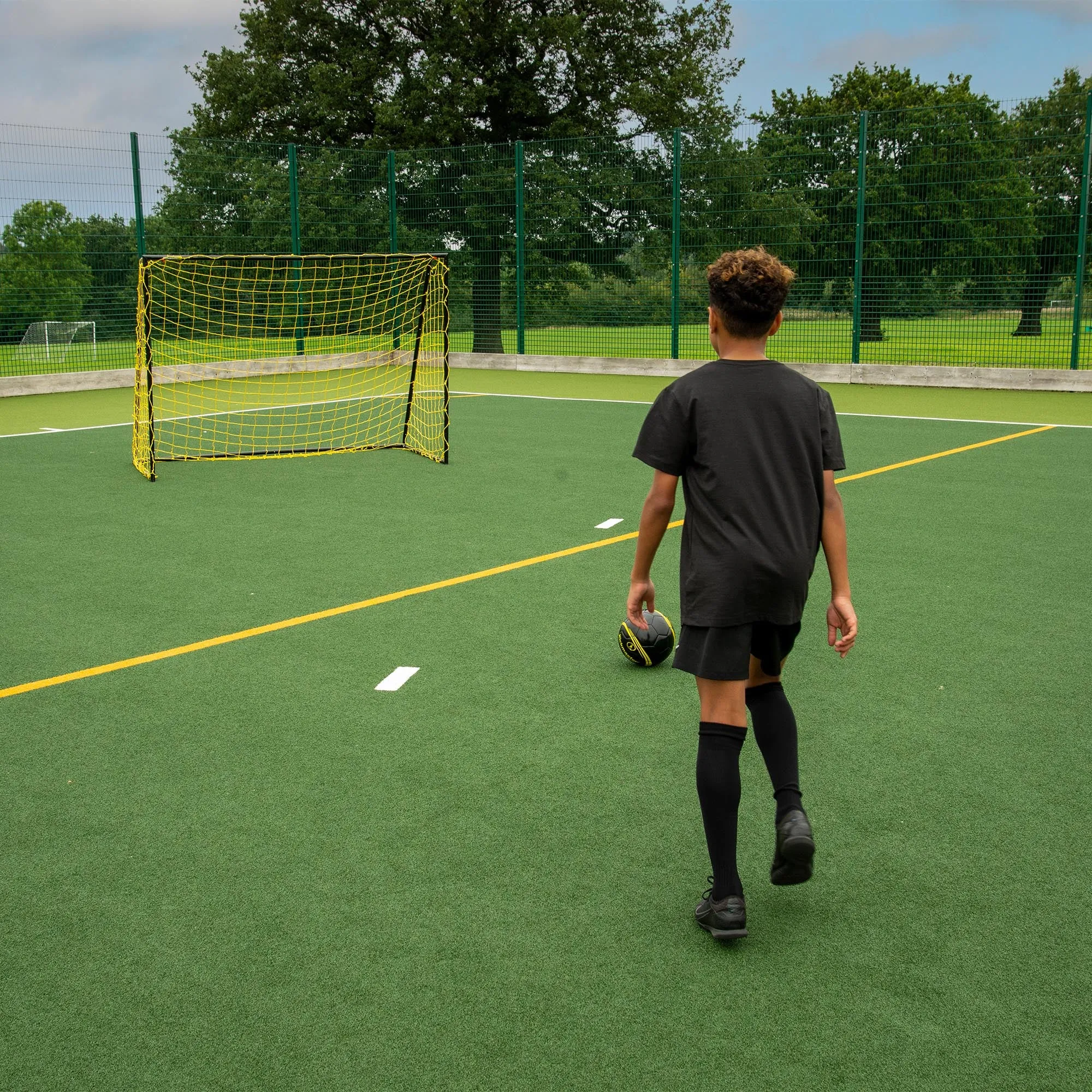Kickmaster HD Performance Football Goal