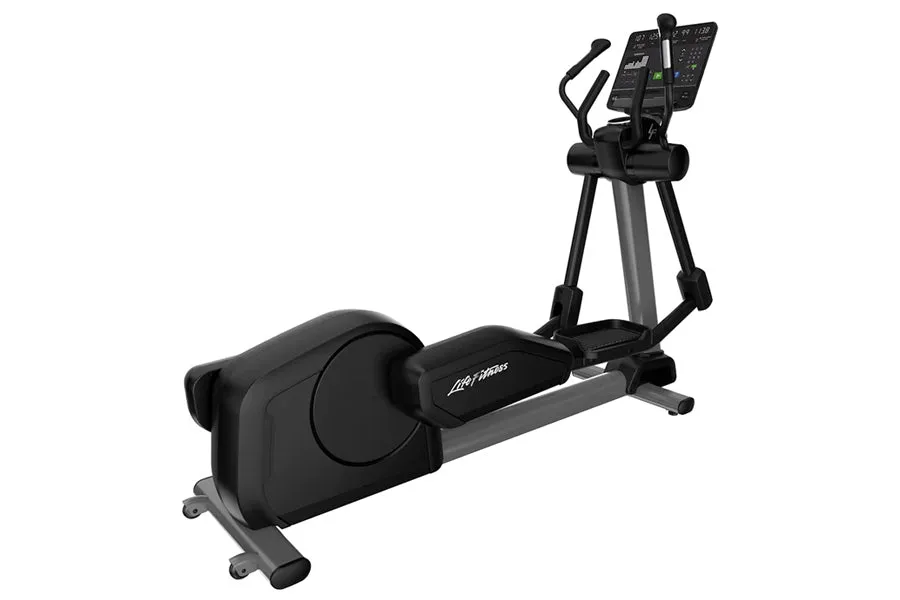 Life Fitness Club Series   (Plus) Elliptical Cross-Trainer (DEMO) (💥MEMORIAL SALE)