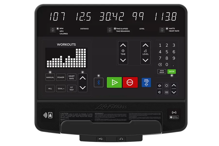 Life Fitness Club Series   (Plus) Elliptical Cross-Trainer (DEMO) (💥MEMORIAL SALE)