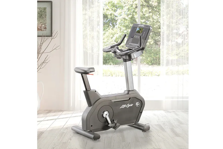 Life Fitness Club Series   (Plus) Upright Lifecycle Bike (🏃MEMORIAL SPECIAL)