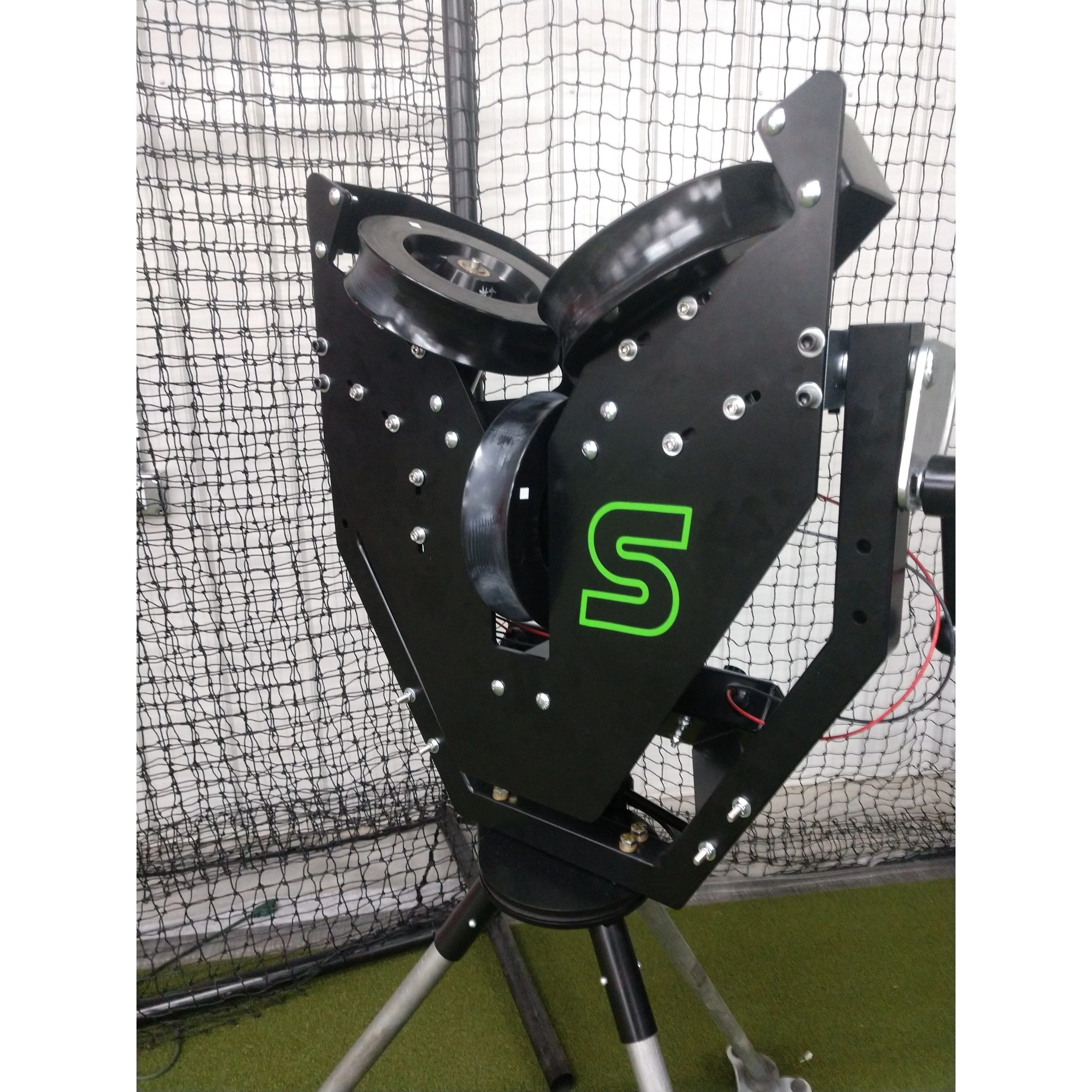 Spinball Spinny Mini 3 Wheel Baseball-XL Pitching Machine SM3SXL