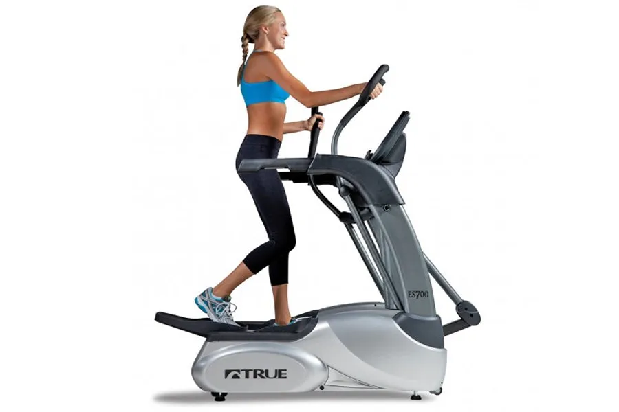 TRUE ES700 Elliptical w/ Escalate 9" Console (DEMO)   **SOLD**