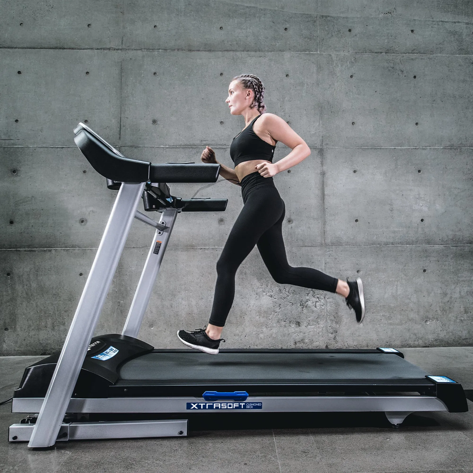 Xterra Fitness TRX3500 Folding Treadmill